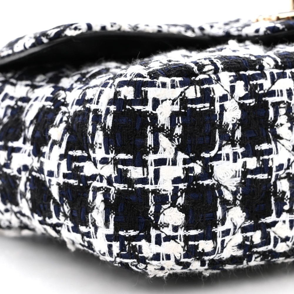 Tweed Resin Quilted Mini Heart Square Flap Navy White Black