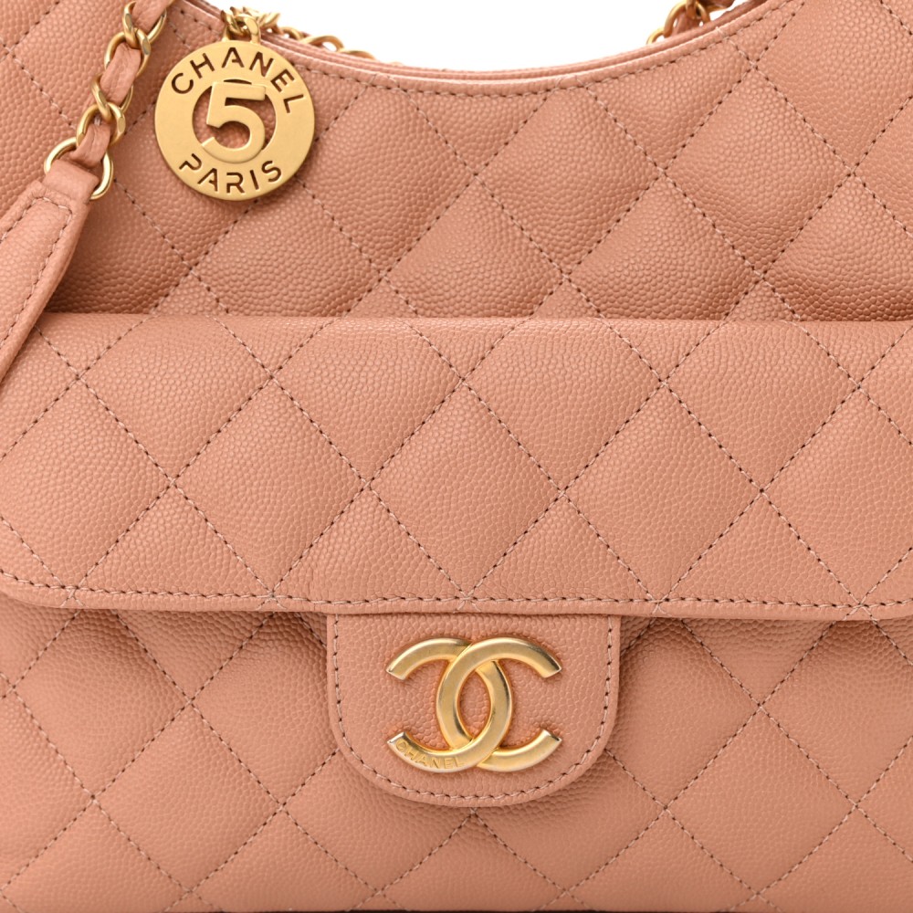 Caviar Quilted Wavy CC Hobo Beige