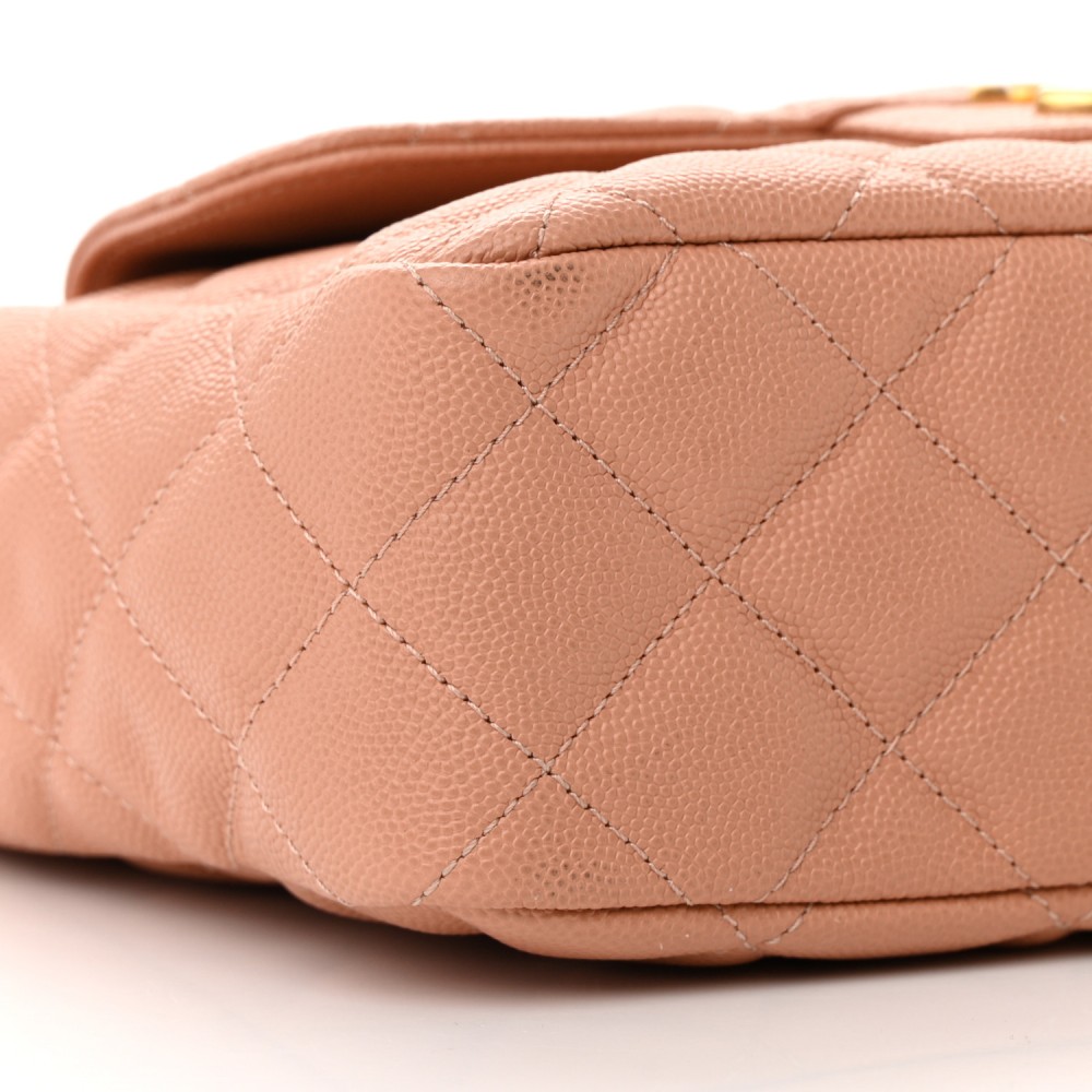 Caviar Quilted Wavy CC Hobo Beige