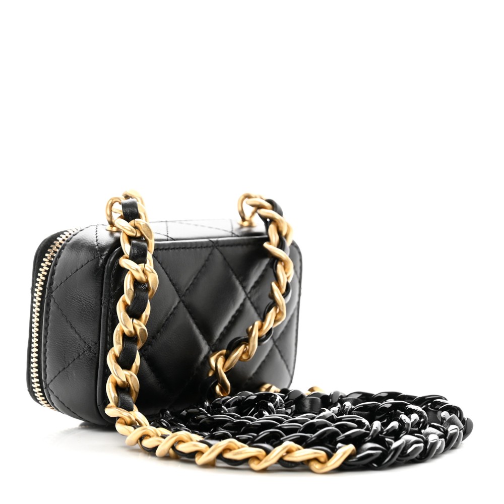 Lambskin Quilted Mini Lacquered Chain Clutch Black