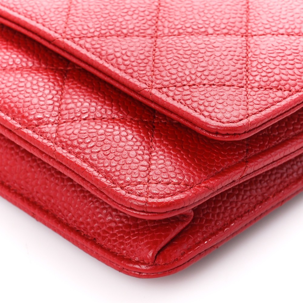 Caviar Quilted Wallet on Chain WOC Red