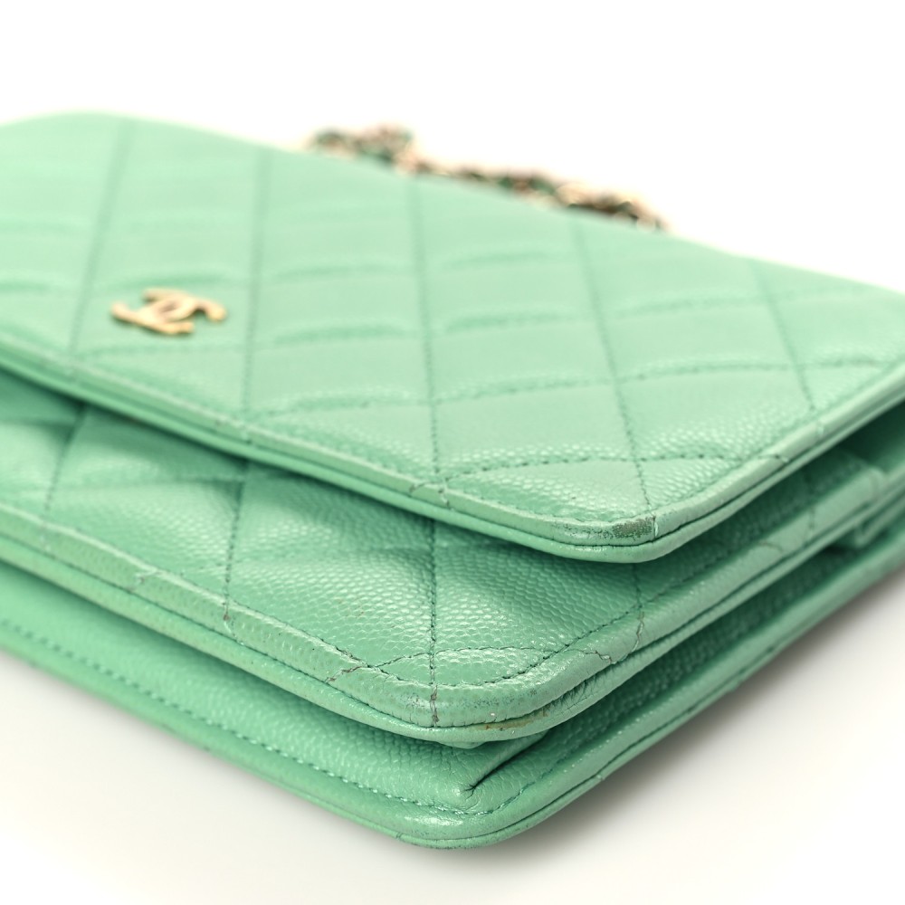 Caviar Quilted Wallet on Chain WOC Green