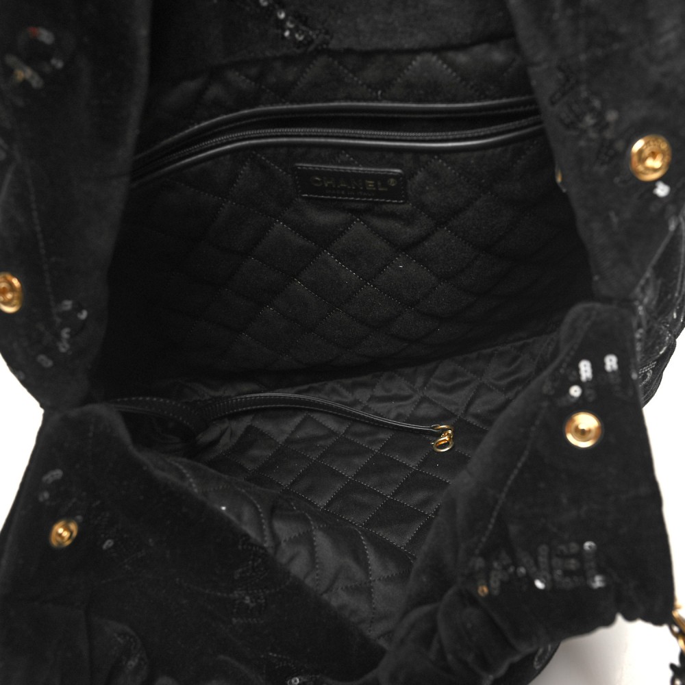 Velvet Sequin Quilted Chanel 22 Black