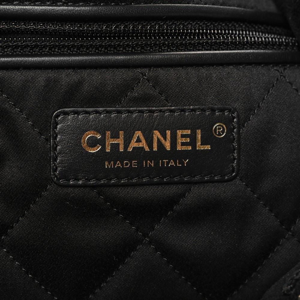 Velvet Sequin Quilted Chanel 22 Black