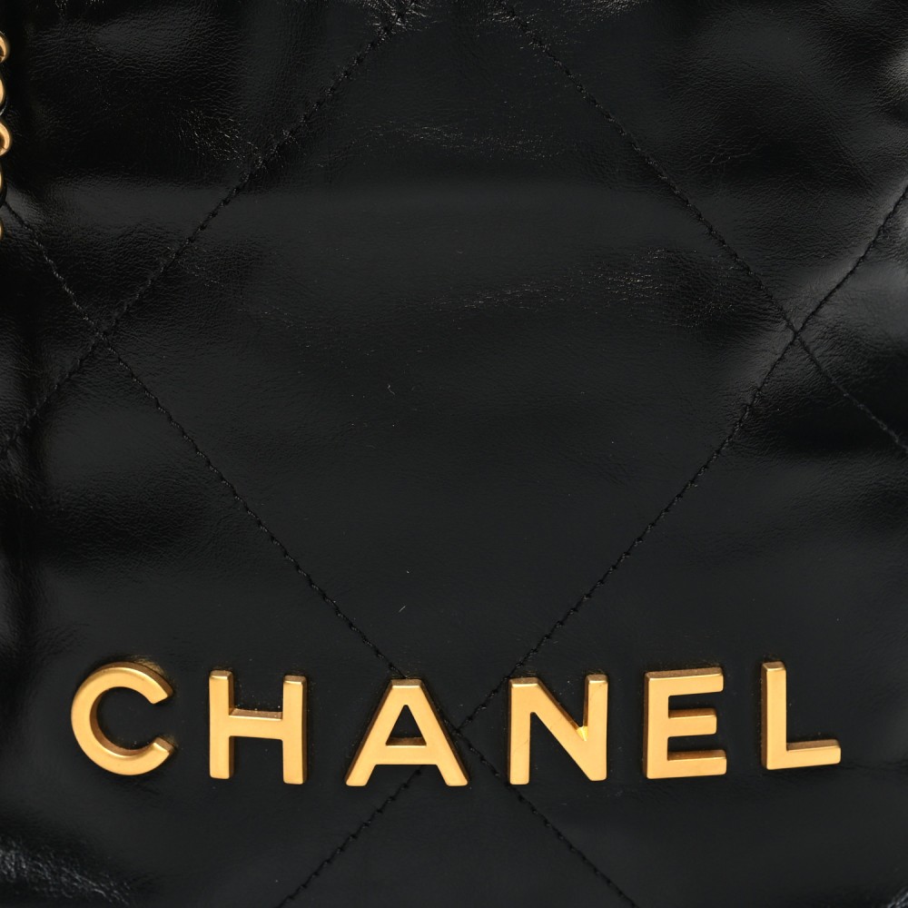 Shiny Calfskin Quilted Mini Chanel 22 Black