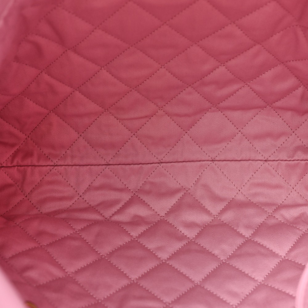 Shiny Calfskin Quilted Small Chanel 22 Pink