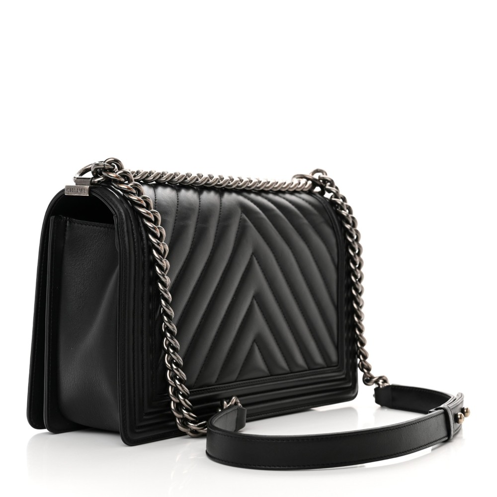 Calfskin Chevron Quilted New Medium Boy Flap Black