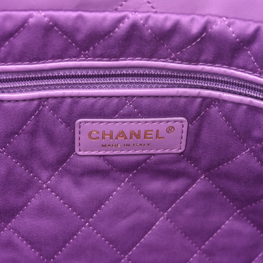 Shiny Calfskin Quilted Chanel 22 Purple