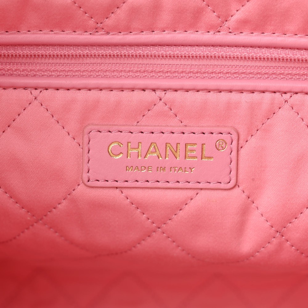 Shiny Calfskin Quilted Small Chanel 22 Pink