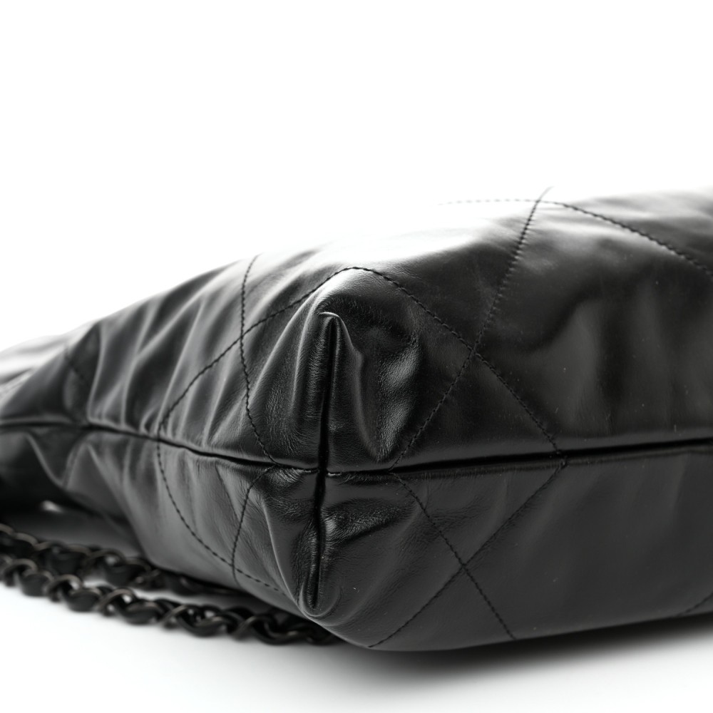 Shiny Calfskin Quilted Small Chanel 22 So Black