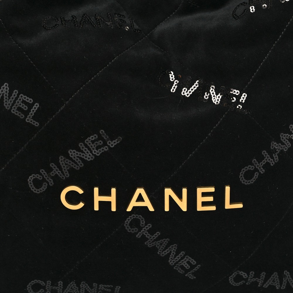 Velvet Sequin Quilted Small Chanel 22 Black