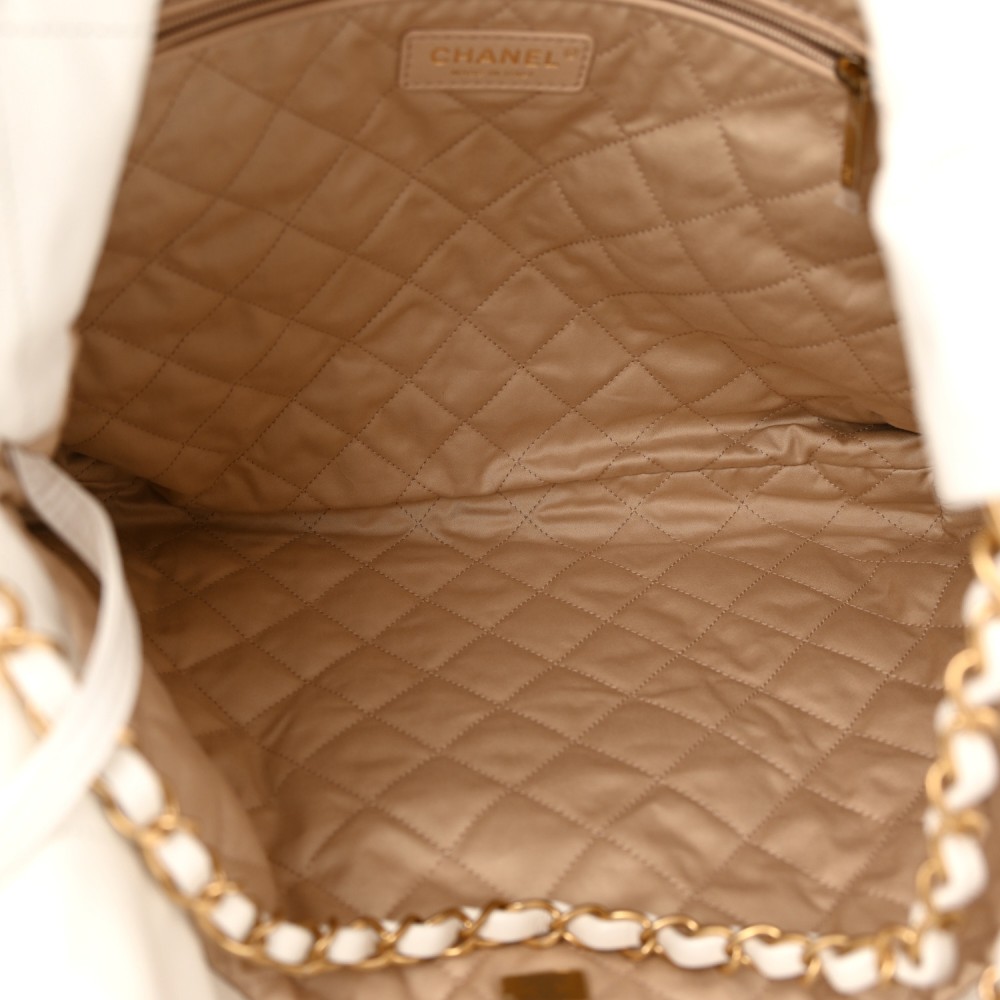 Shiny Calfskin Quilted Chanel 22 White