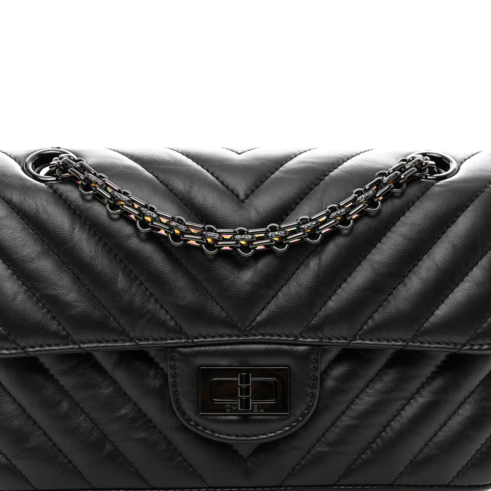 Aged Calfskin Chevron Quilted 2.55 Reissue Mini Flap So Black