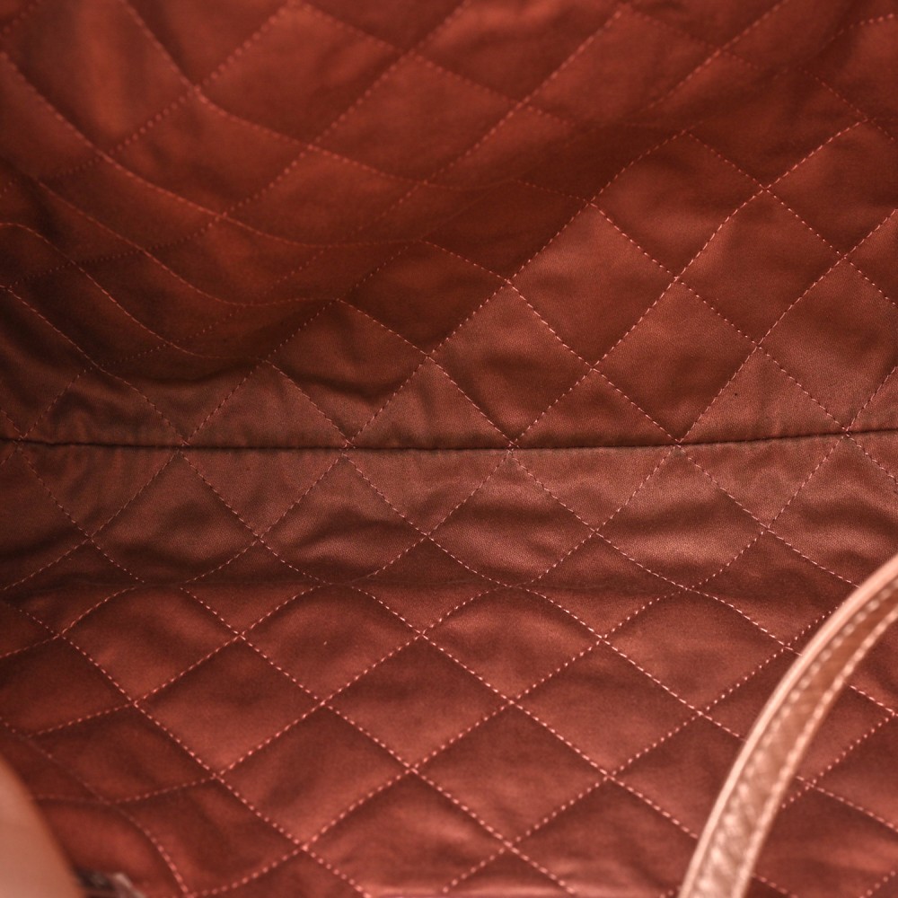 Metallic Calfskin Quilted Small Chanel 22 Pink