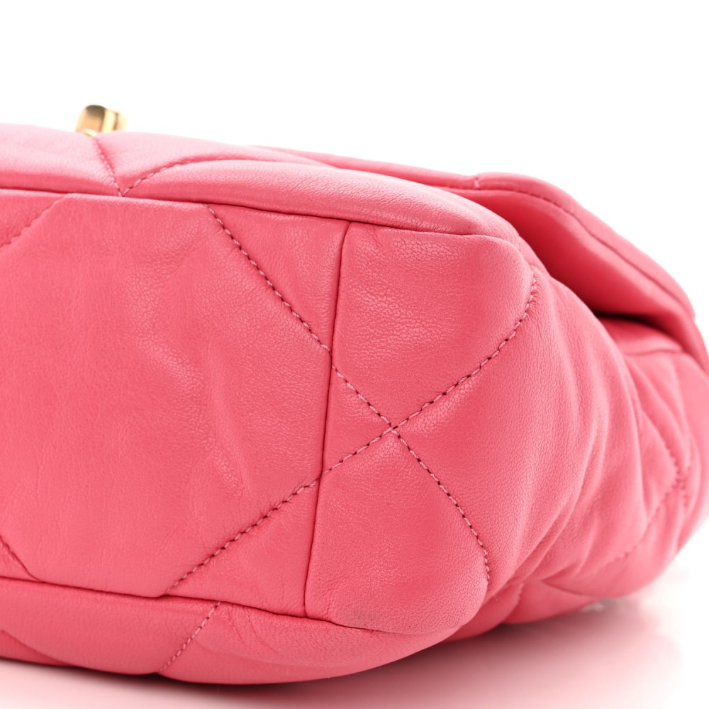 Lambskin Quilted Medium Chanel 19 Flap Pink