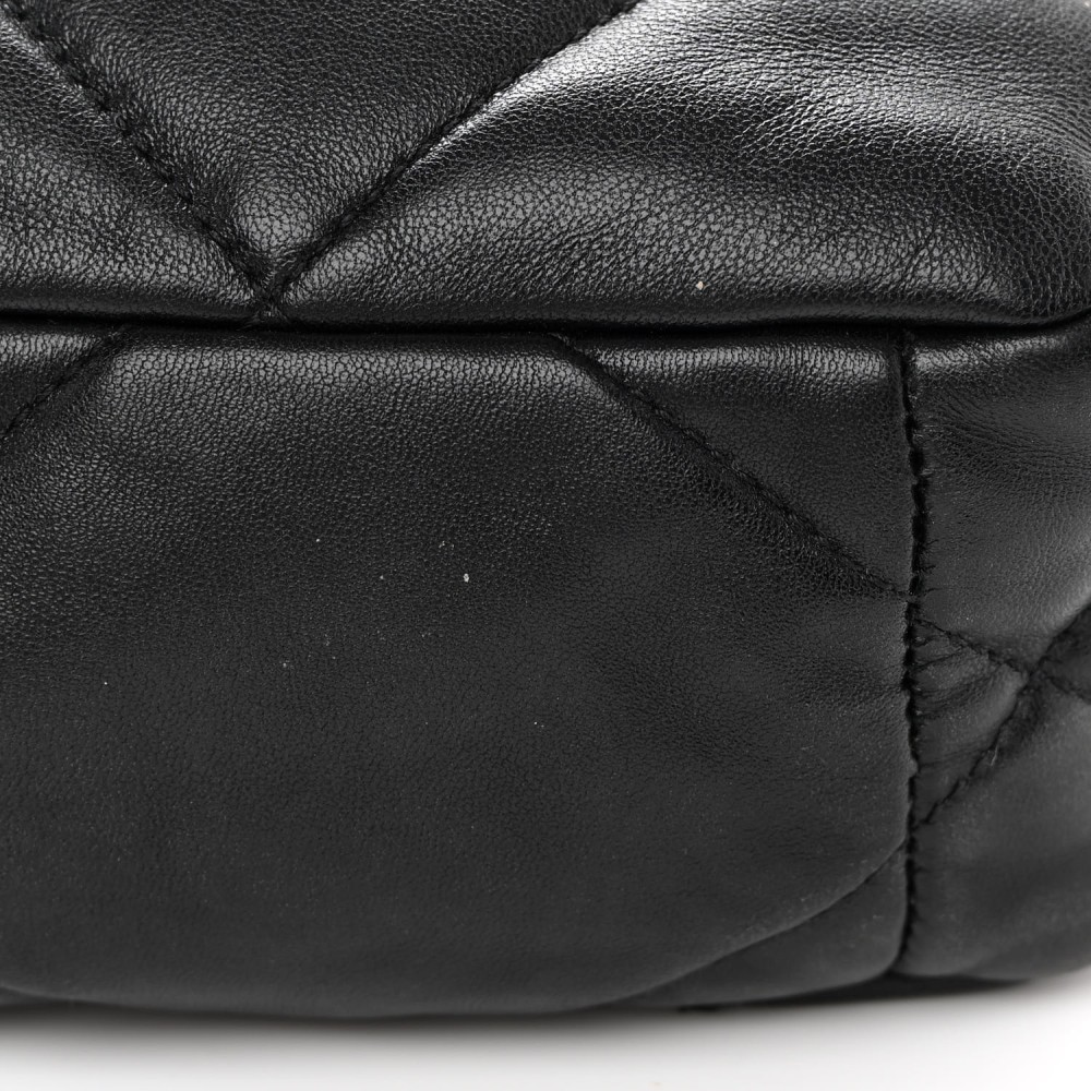 Lambskin Quilted Medium Chanel 19 Flap So Black