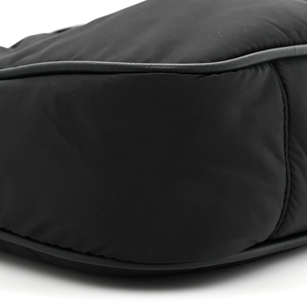 Econyl Nylon Le 5 A 7 Hobo Black