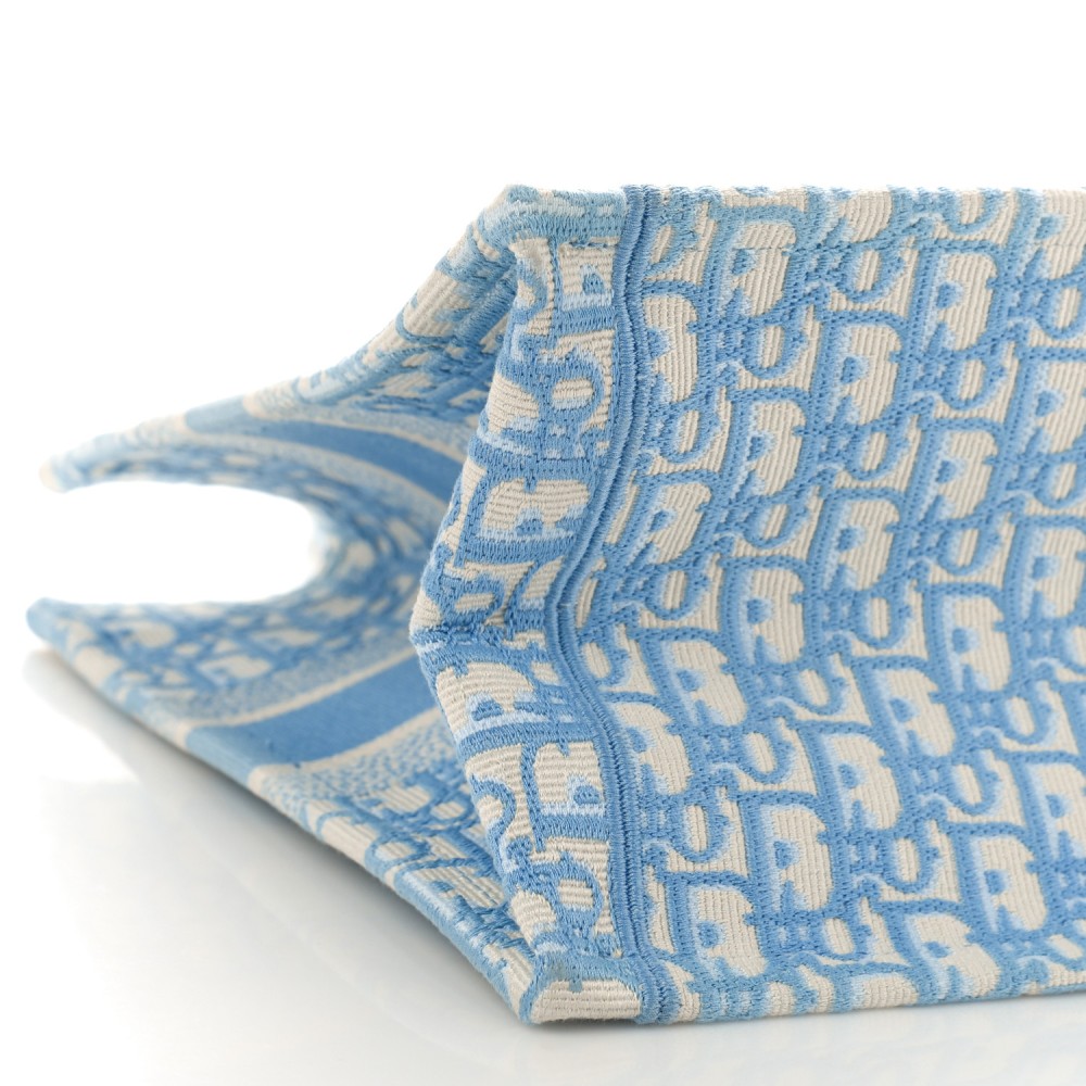 Oblique Medium Book Tote Light Blue