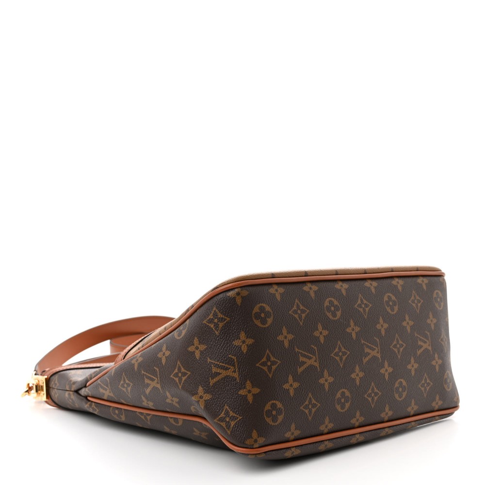 Reverse Monogram Dauphine Hobo MM