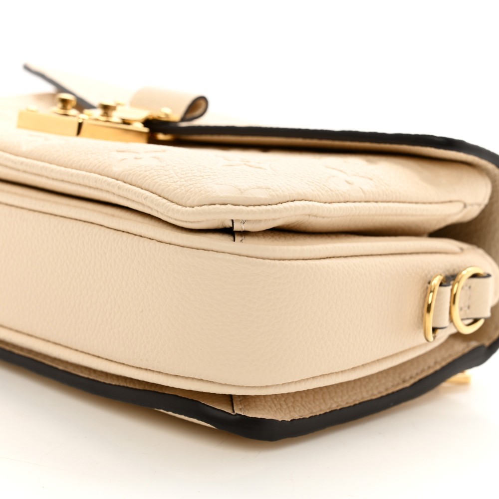 Empreinte Pochette Metis East West Cream