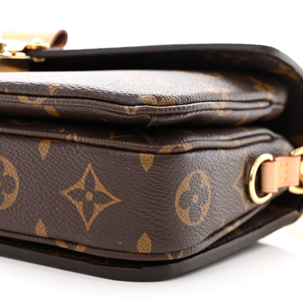 Monogram Pochette Metis East West