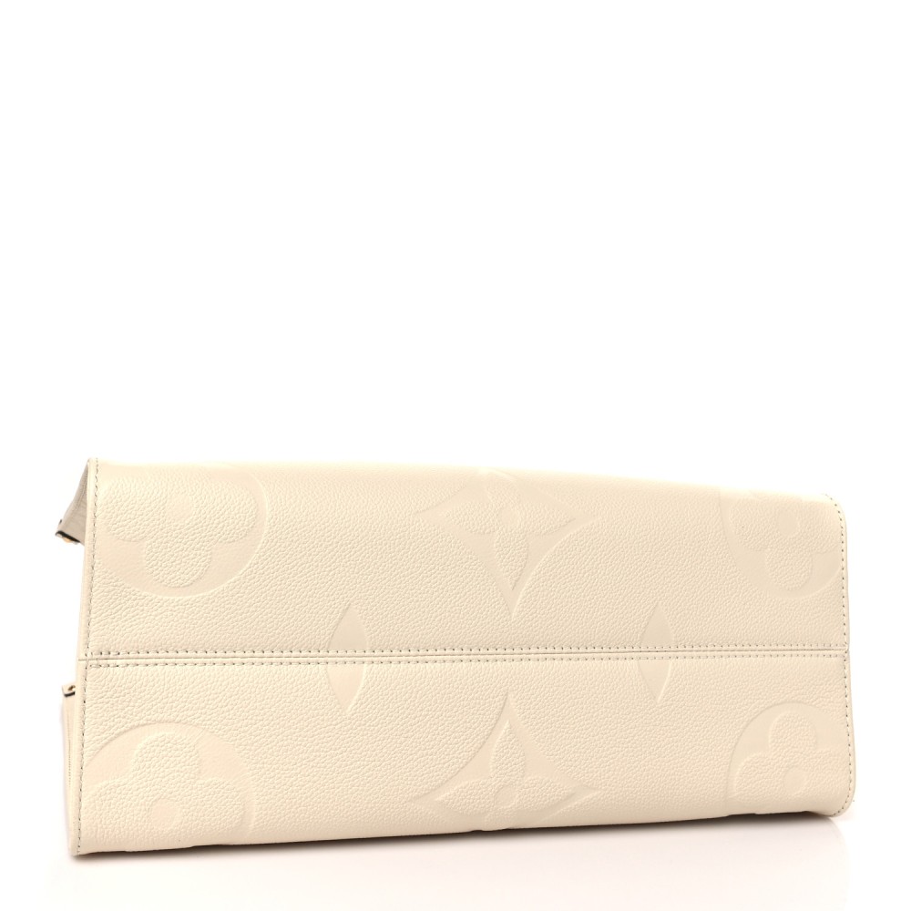 Empreinte Monogram Giant Onthego MM Creme