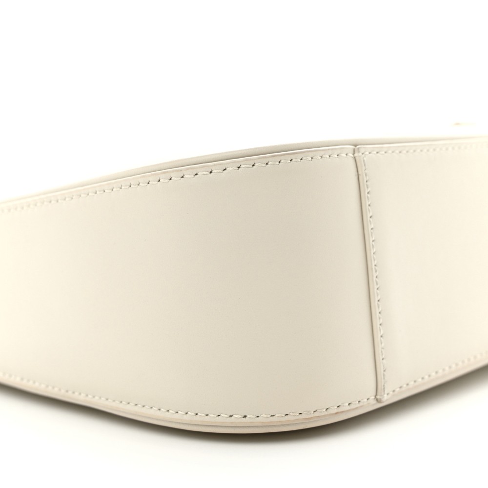 Smooth Calfskin Le 5 A 7 Hobo Crema Soft