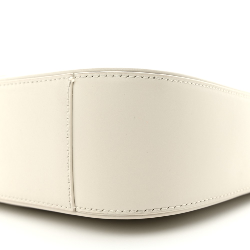 Smooth Calfskin Le 5 A 7 Hobo Crema Soft